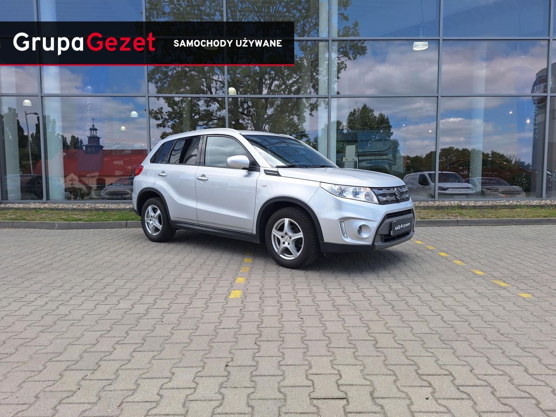 Suzuki Vitara 1.6 120KM AWD polski salon kamera cofania podgrzewane fotele + hak