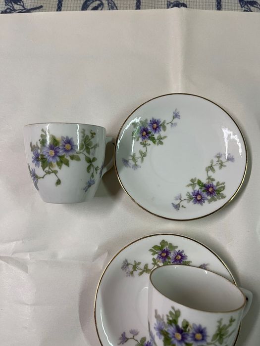 Conjunto 4 chávenas Vista Alegre+oferta