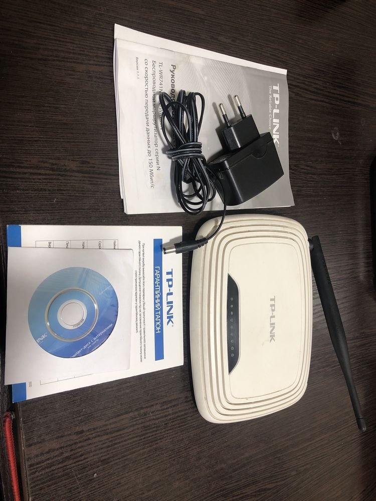 TP-LINK WR740N Маршрутизатор