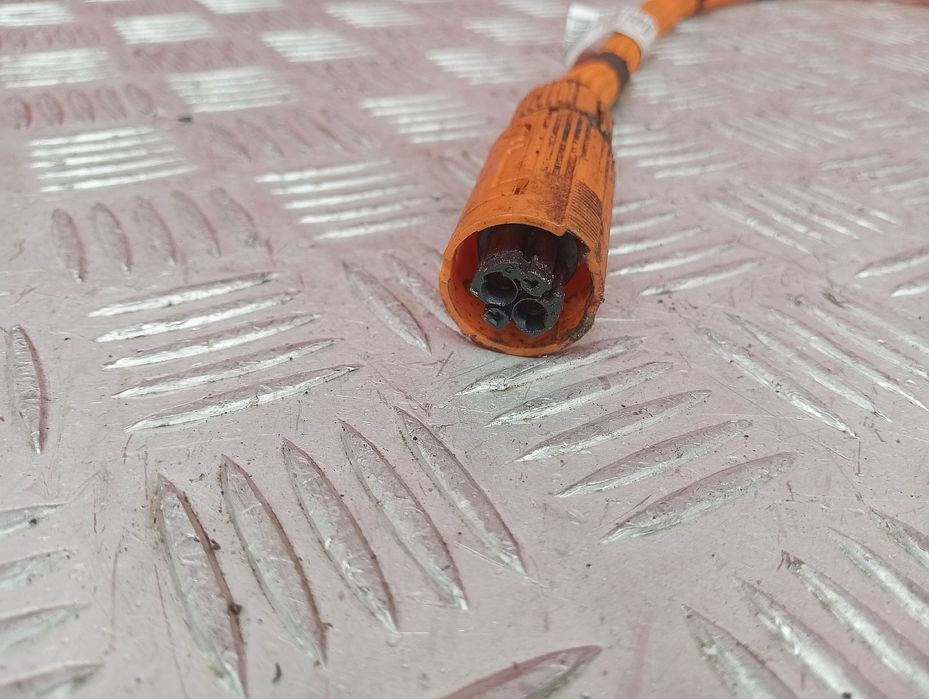 Зарядний кабель BMW X5 G05 Провод зарядный БМВ Х5 Г 05 Разборка g05