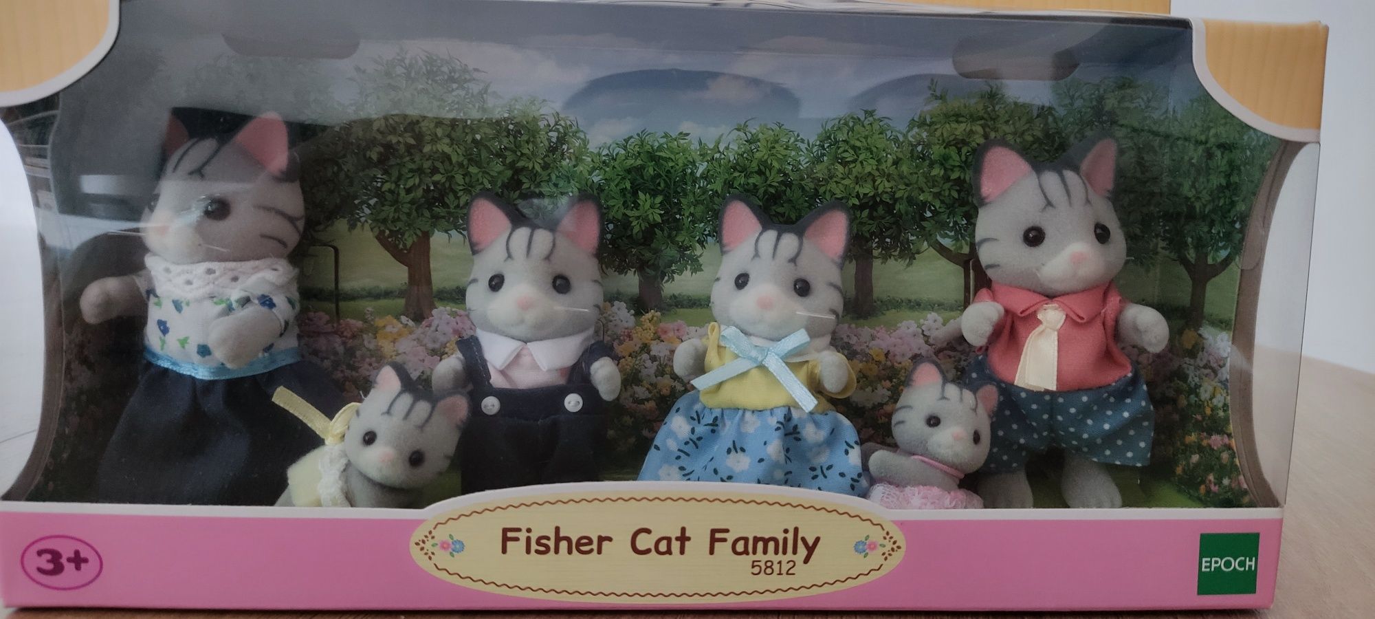 Nowe, nieotwarte! Sylvanian Families Fisher Cat Family 5812