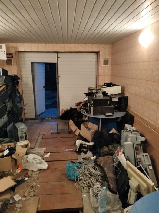 Оренда Гараж вул. Пасічна