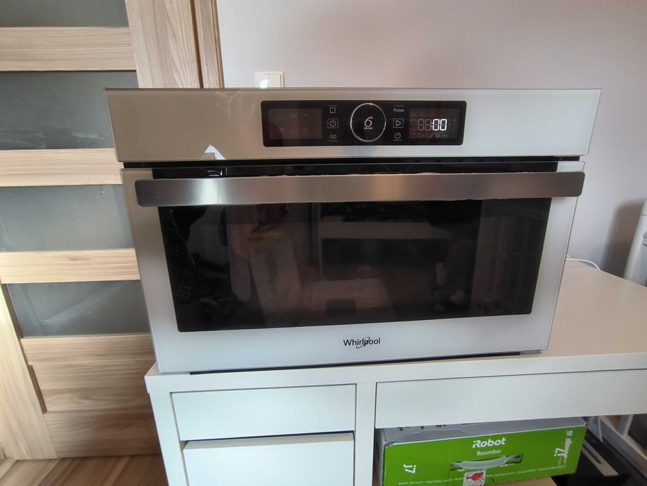 Mikrofalówka do zabudowy WHIRLPOOL AMW 730 WH Biała
