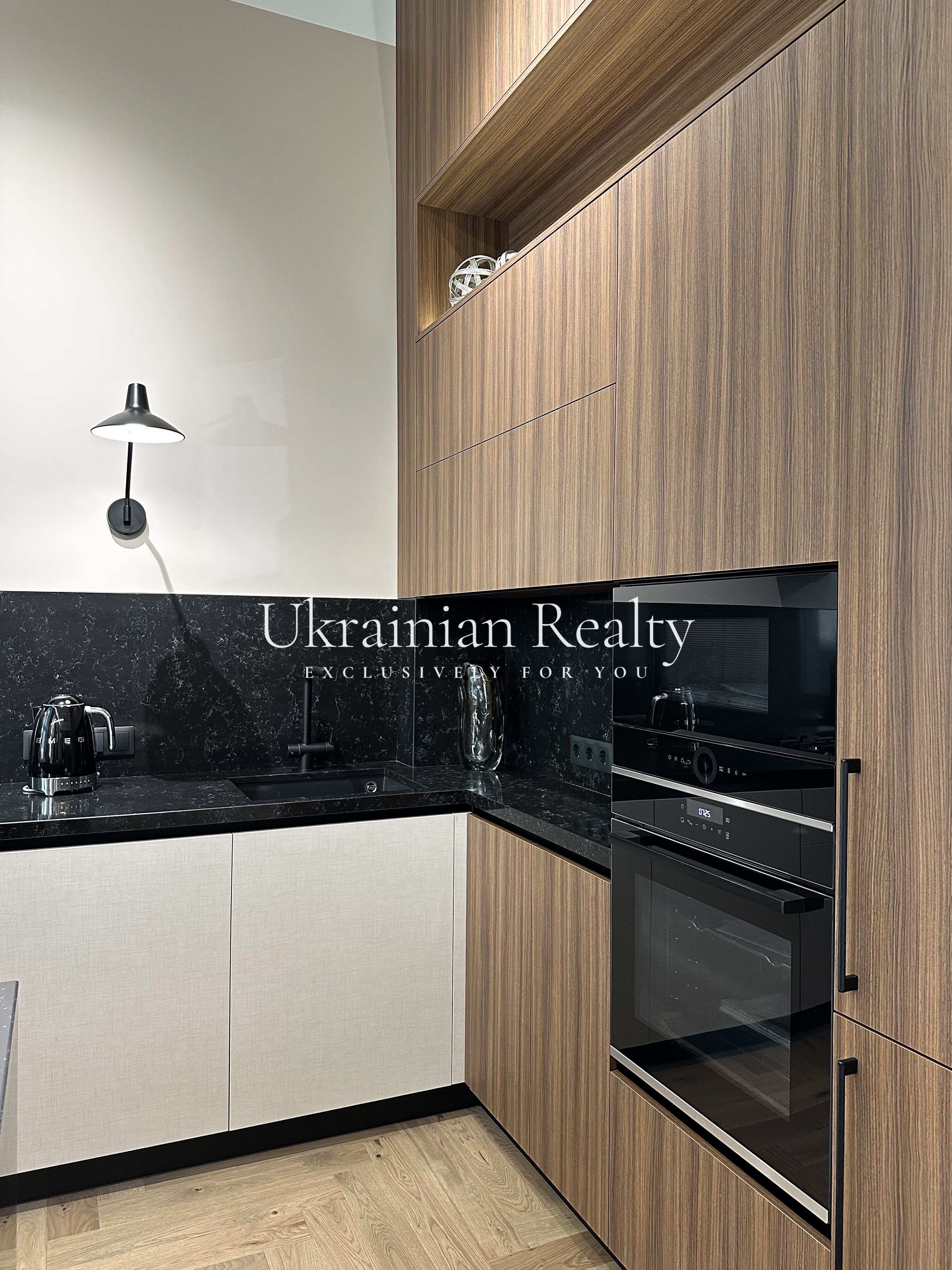 Продаж 2-к квартири вул. Стрілецька, 7/6 (Золоті ворота)