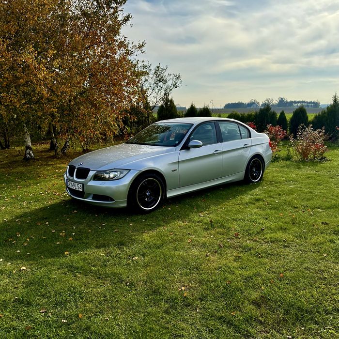 Sprzedam Bmw e90 320i