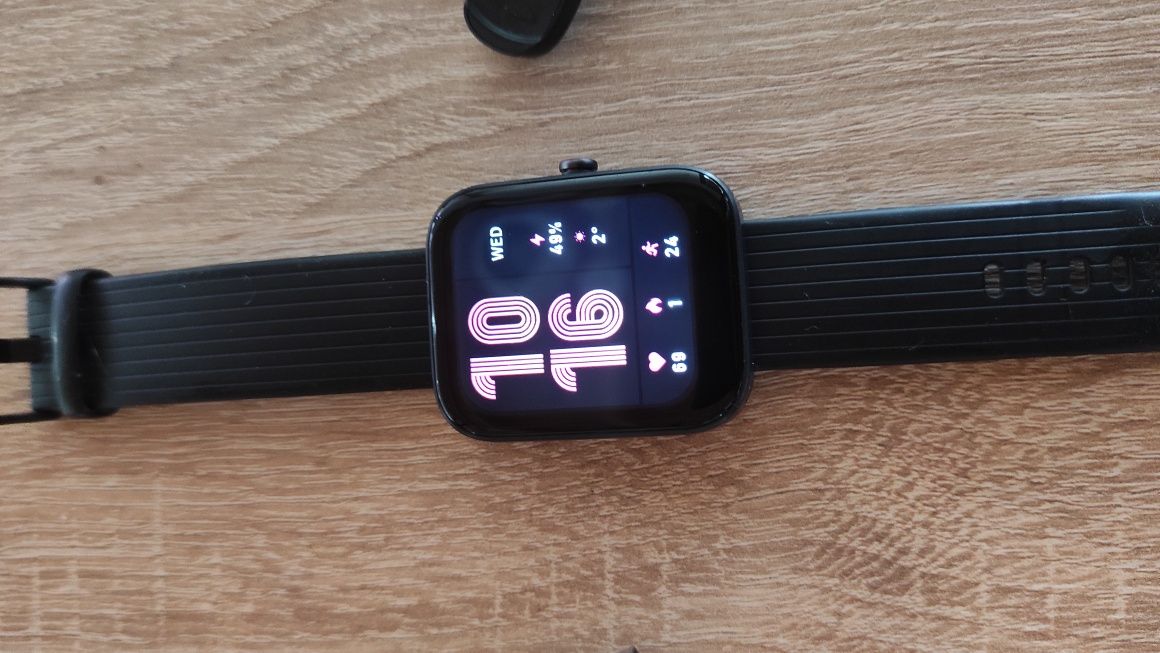 Smartwatch Amazfit BIP 3pro, z GPS, na gwarancji stan bardzo dobry