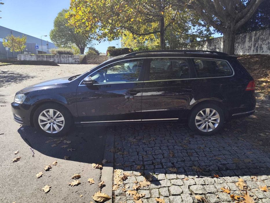 VW Passat Variant 1.6 TDi Bluemotion 2014 Em Bom Estado
