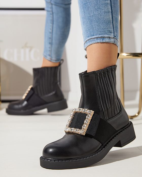 Czarne botki z klamrą eko skóra 38