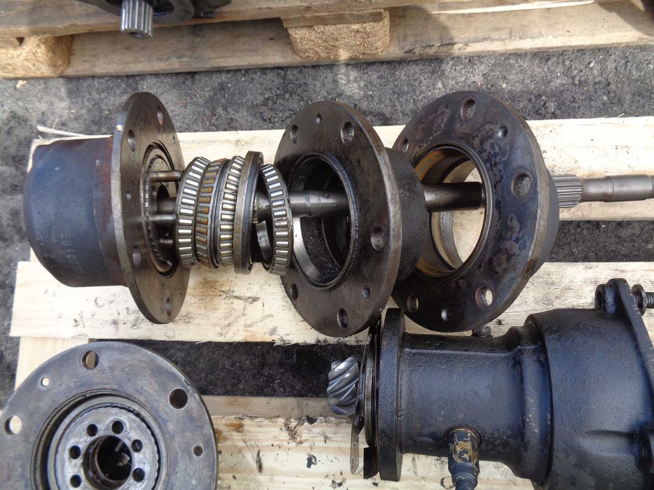 Most Spicer 171/364 mechanizm różnicowy części 1044.933-9