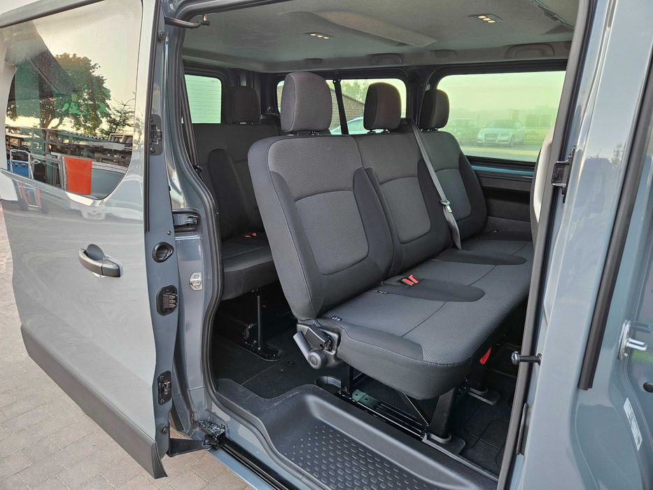 RENAULT TRAFIC combi Grand EQUILIBRE Blue dci 170 EDC , automat