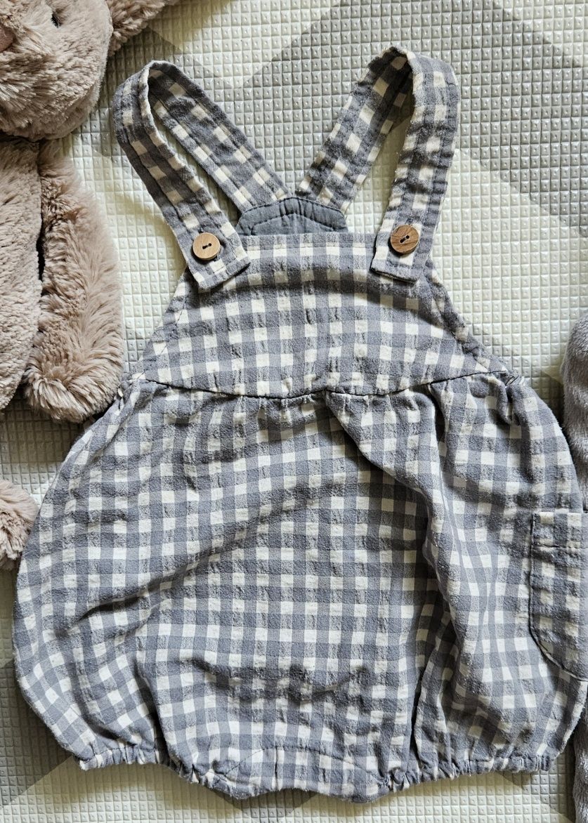 Spodenki niemowlęce zara krótkie ogrodniczki w kratkę r. 68