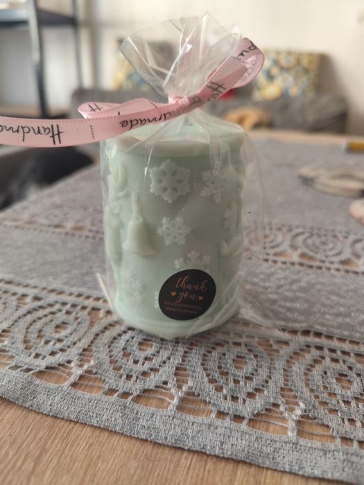 Świeczka z wzorem świątecznym