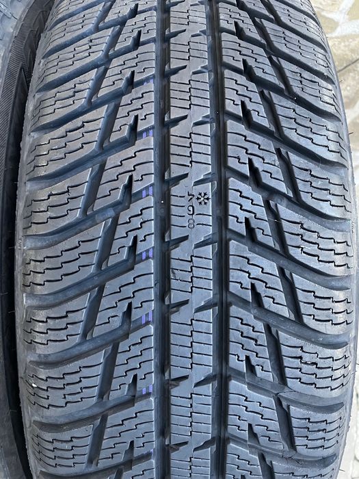 225 65 17 2шт зима Nokian