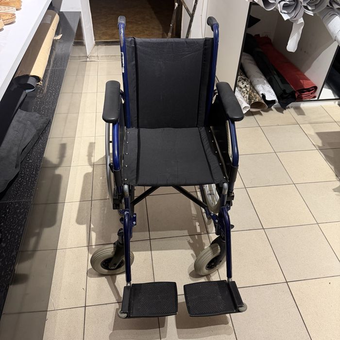 Кресло инвалидное