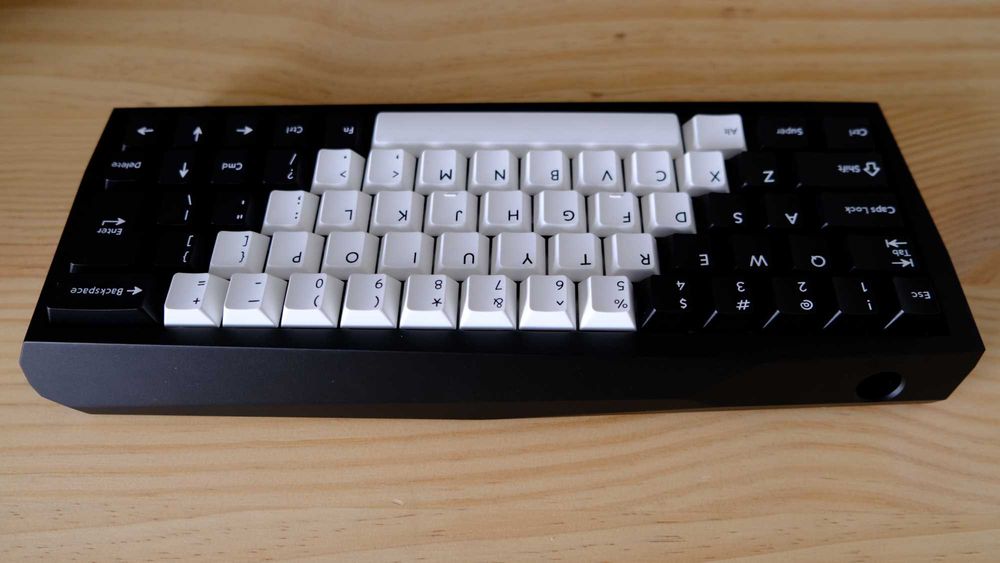 Teclado Mecanico B&W custom/feito á mão