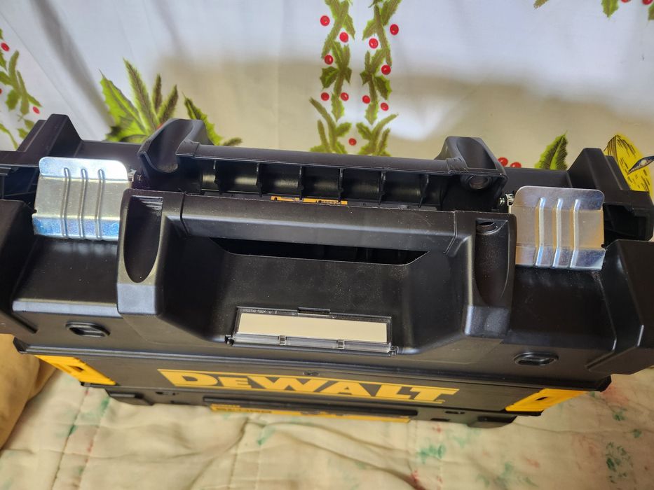Dewalt Caixa nova  para maquina