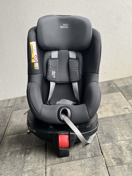 Britax Romer Dualfix M i-size 61-105cm