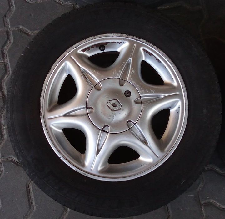 Jantes Renault R15 furação 4x100