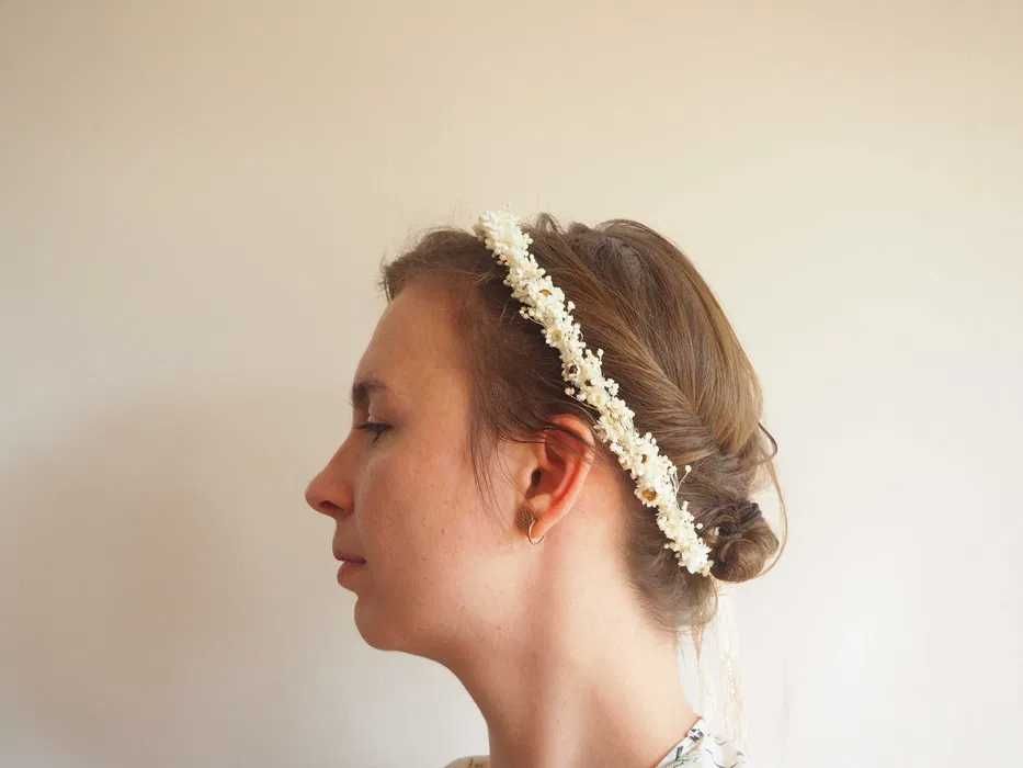 wianek z suszonych kwiatów, na komunie, wesele, wieczór panieński