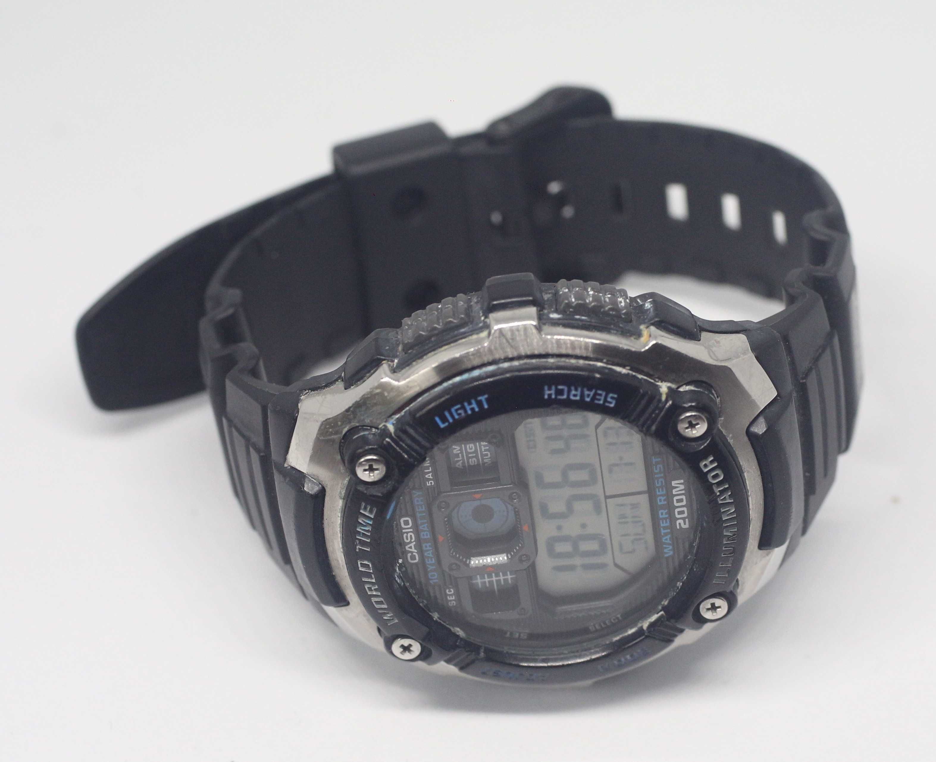 Zegarek Casio AE-2000W