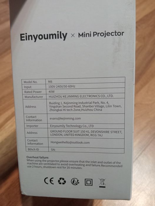 Mini projektor telewizja