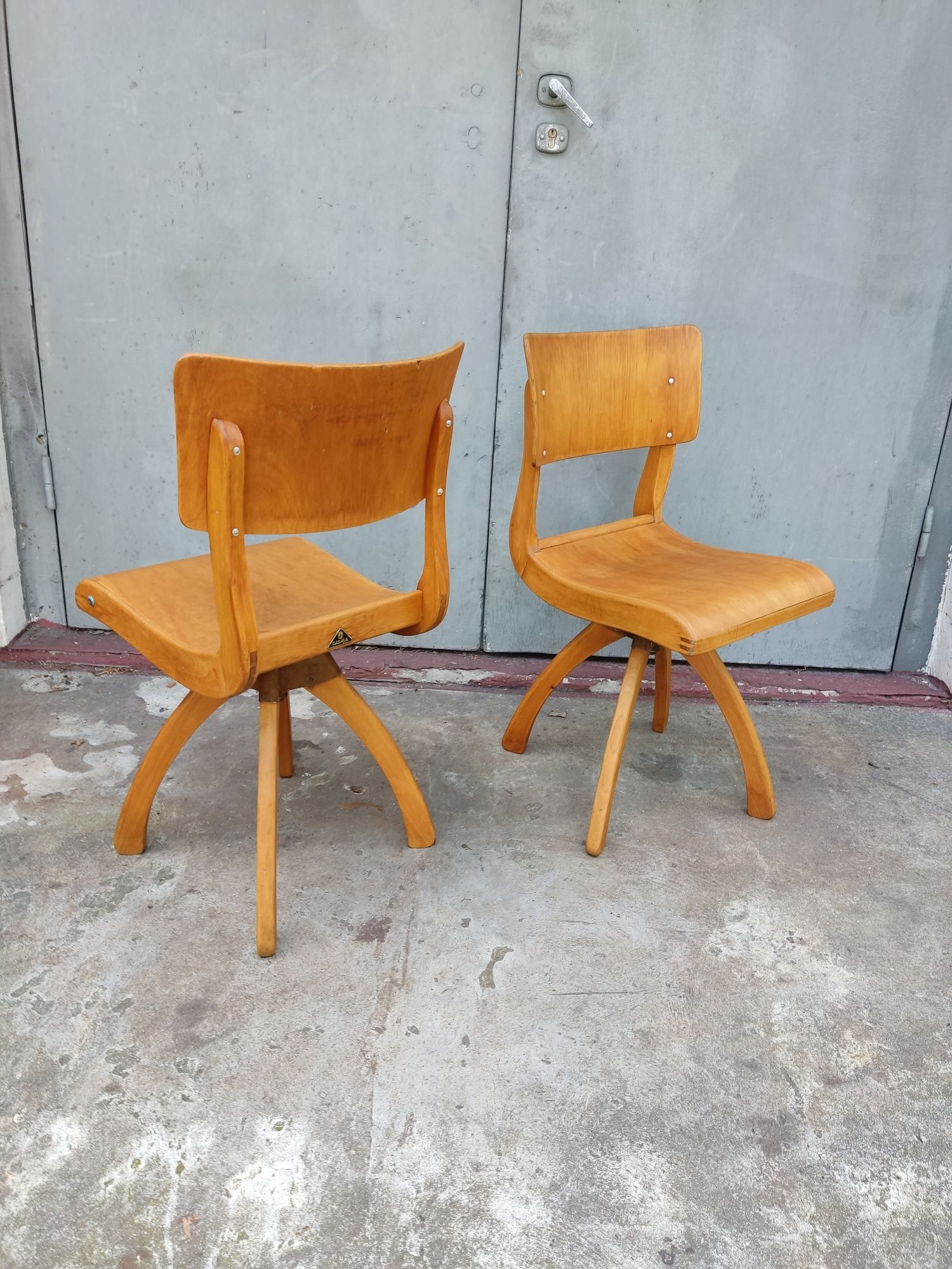 Krzesła obrotowe Casala lata 60 te vintage design