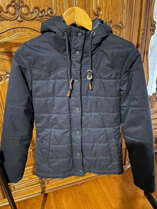 куртка Reebok жіноча  XS