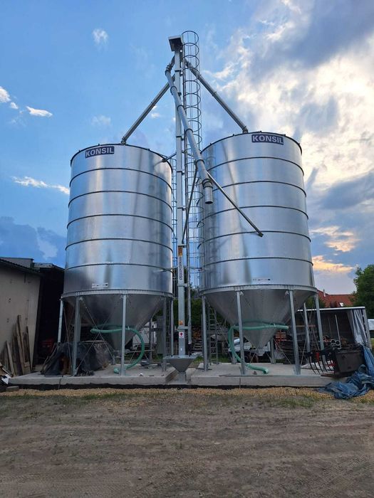 Podajnik łopatkowy do zboża kubełkowy ślimakowy silos zbożowy