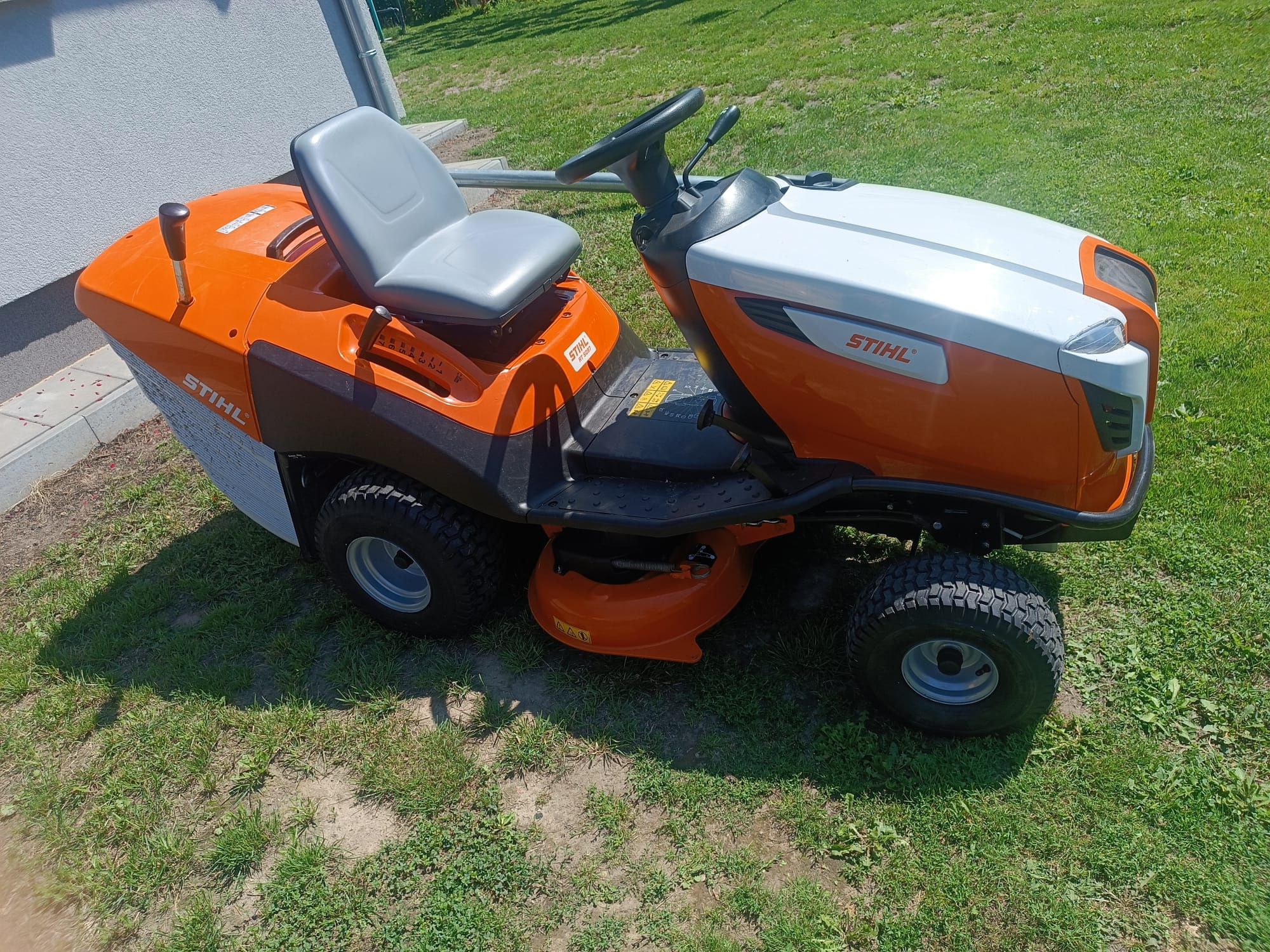 Traktorek kosiarka marki Stih model RT5097