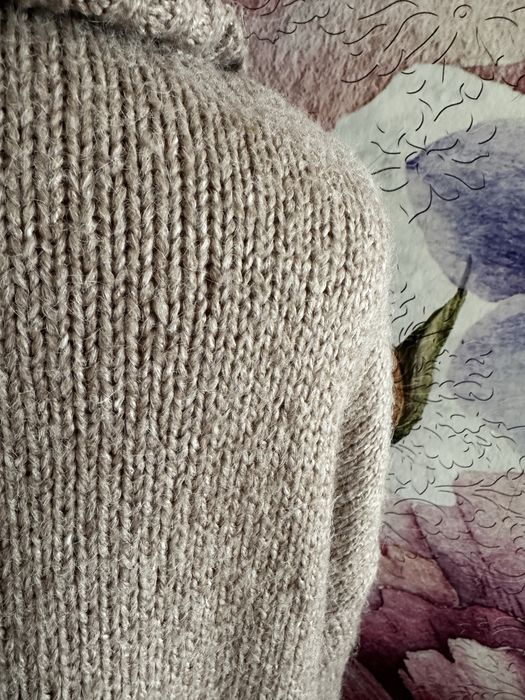 Reserved sweter golf w warkocze 40