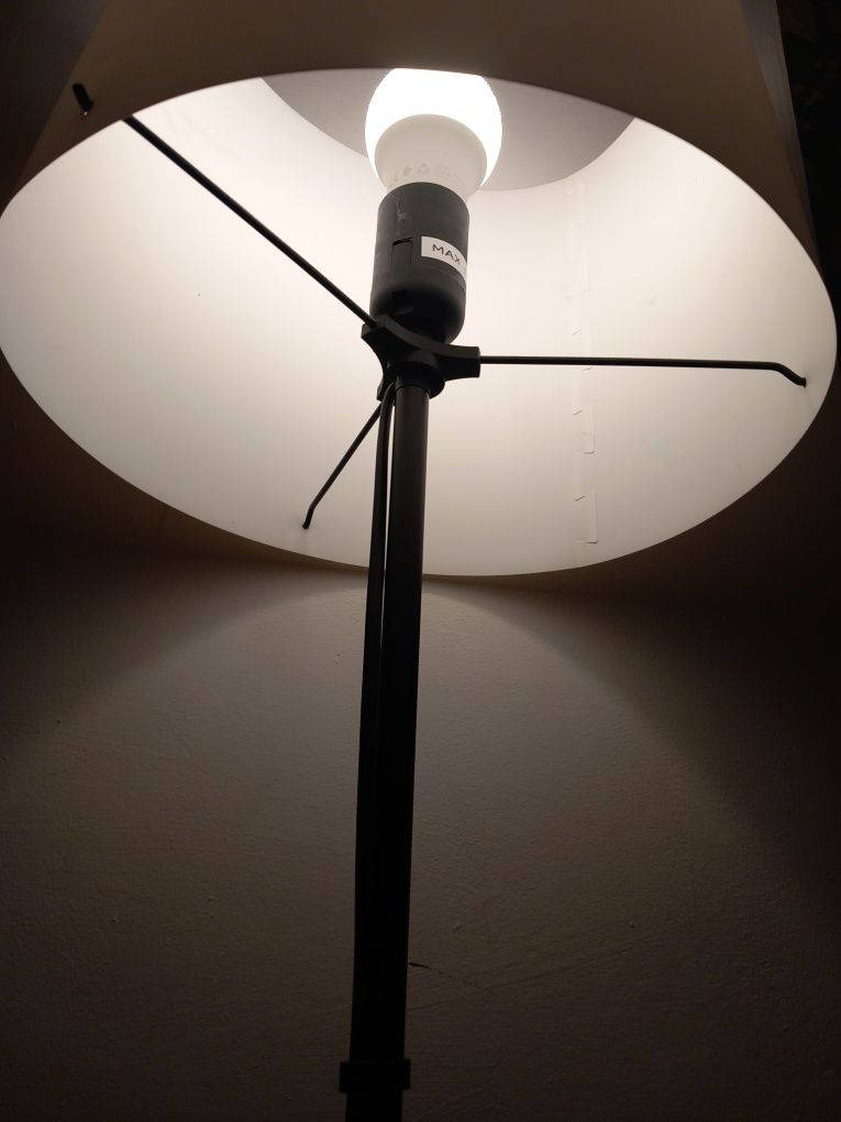 Lampa stojąca pokojowa 150-160cm