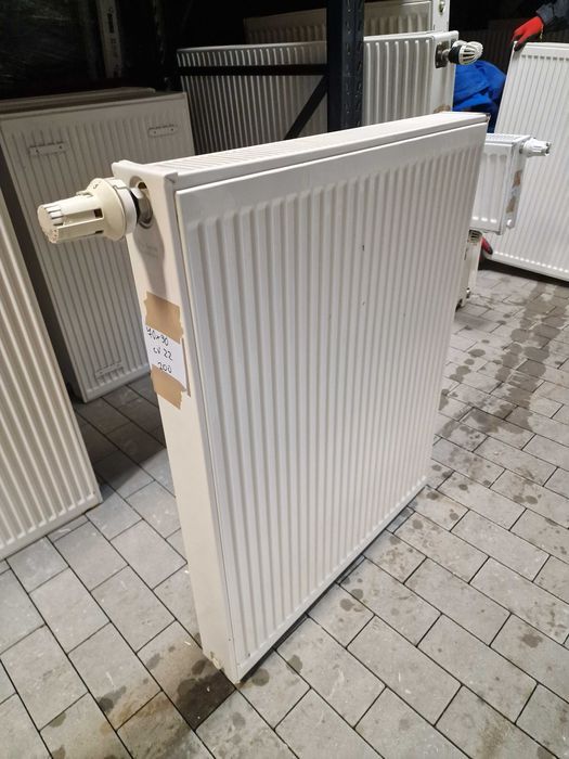 Grzejnik Używany  70x90  CV22 / C33 / V33 / V22