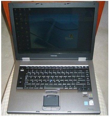 Ноутбук Toshiba Tecra A8-S8513