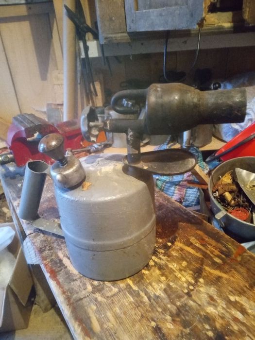 Продам лампу паяльну бензинову 1. 5