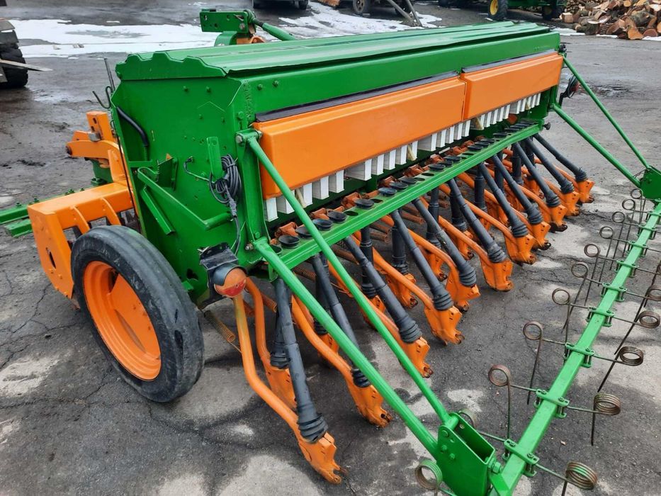 Продам сівалка та комплекс підготовки для грунту Amazone D8 Special
