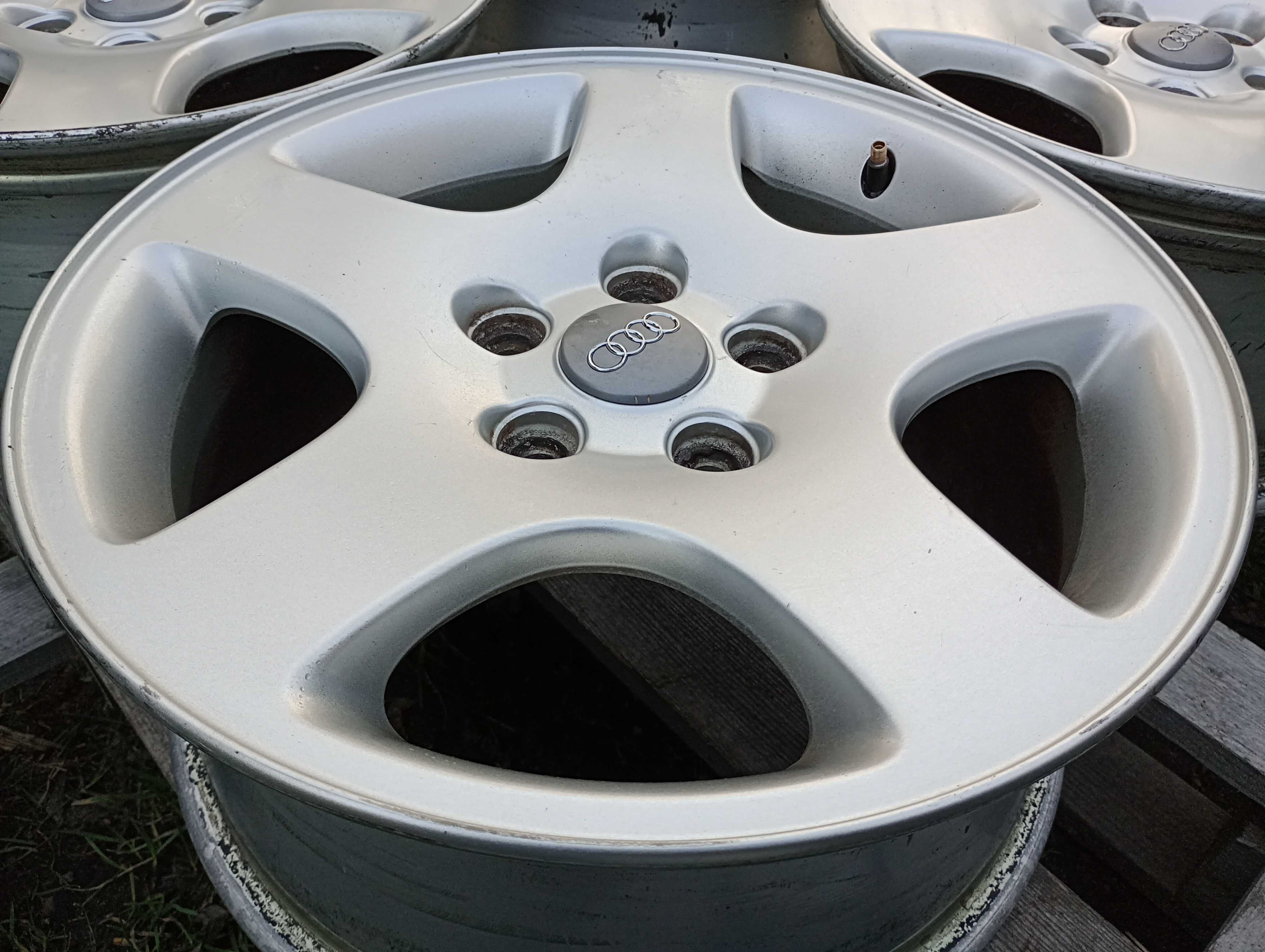 Alufelgi 16 cali 5x112 Audi A6 C5 A4 VW Seat Skoda