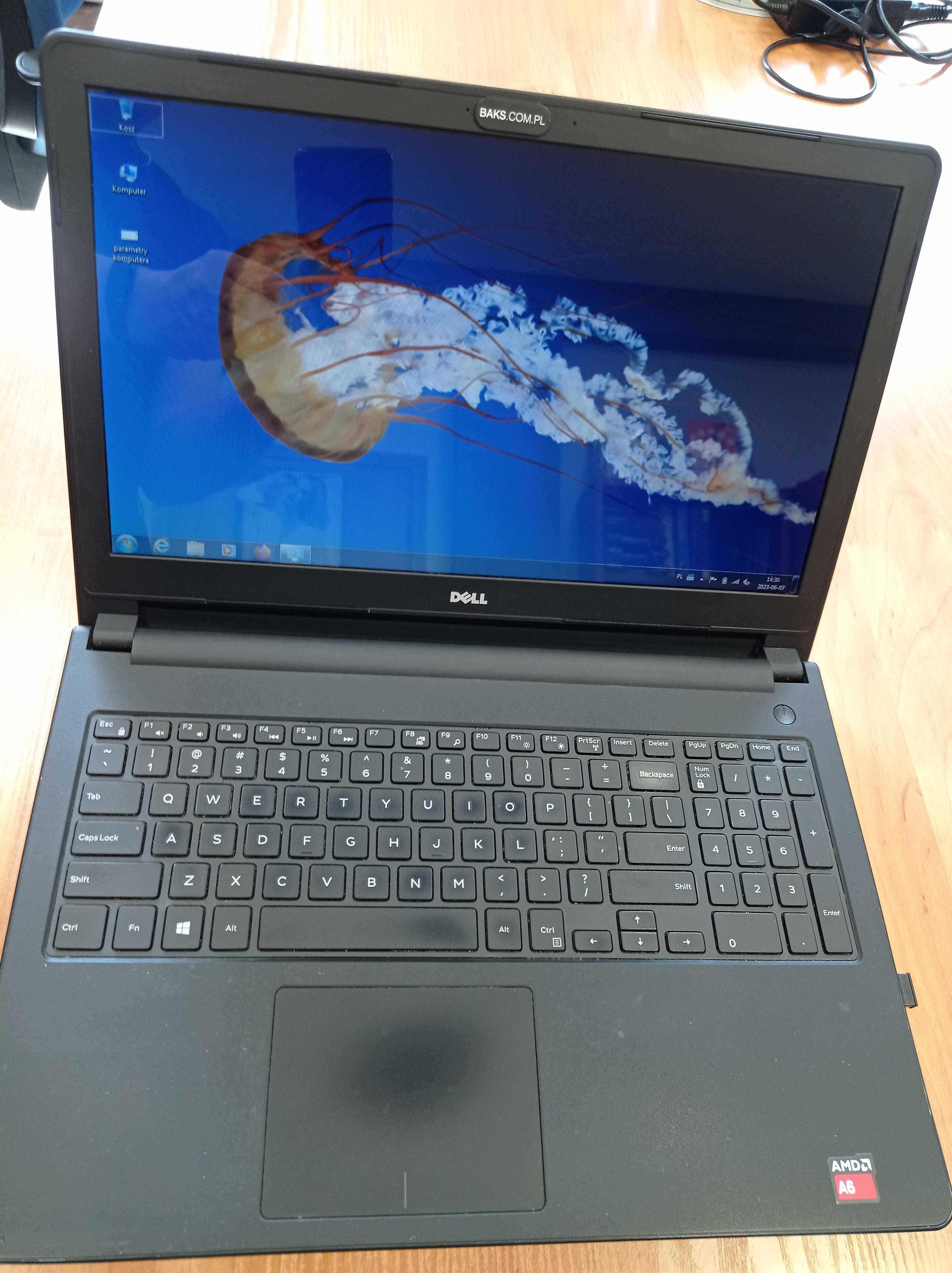 DELL Inspiron 5555
