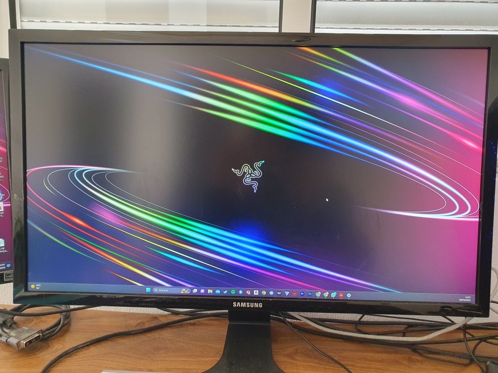 Monitor SAMSUNG 4K 28"