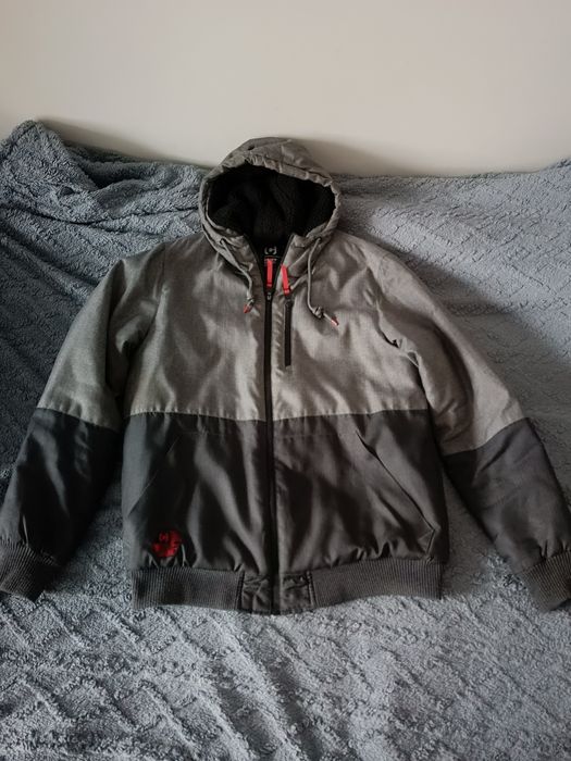 Sprzedam kurtkę Cropp