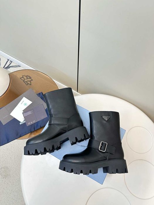 Botki Prada to połączenie elegancji, komfortu i luksusu w jednym!!!