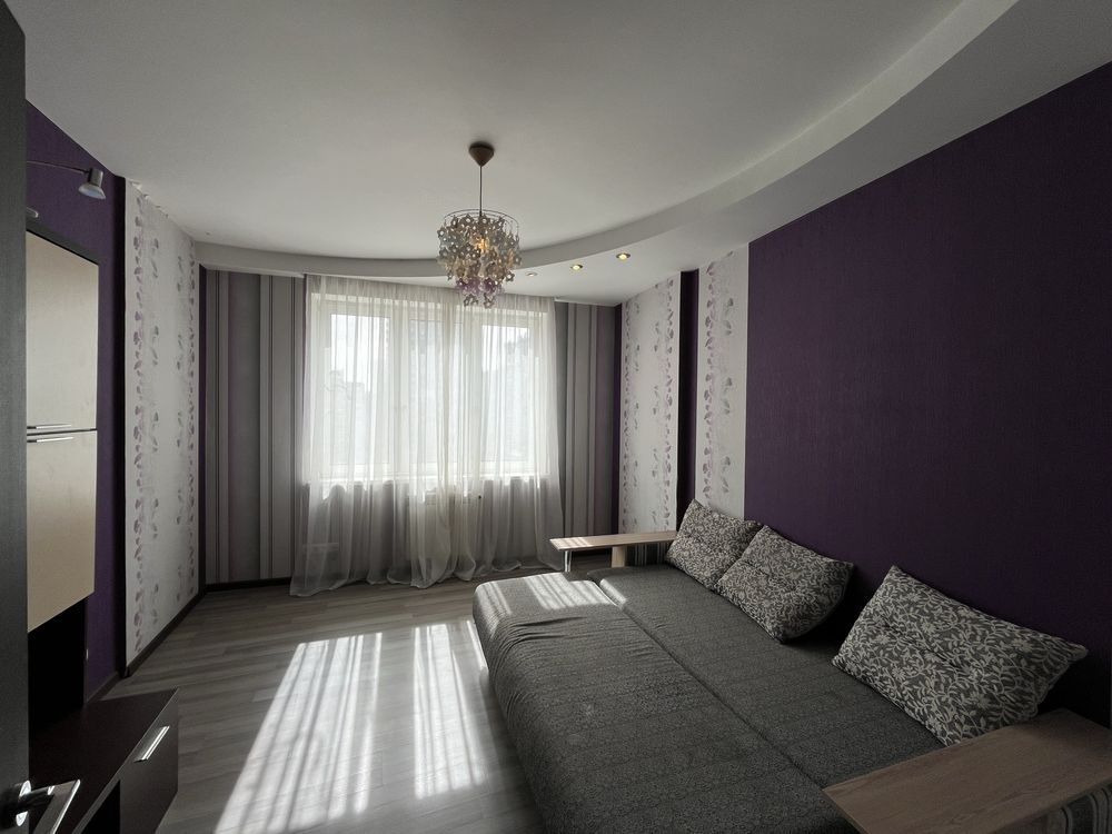 Терміновий продаж 3-х кімнатної квартири Дніпровська наб. 25