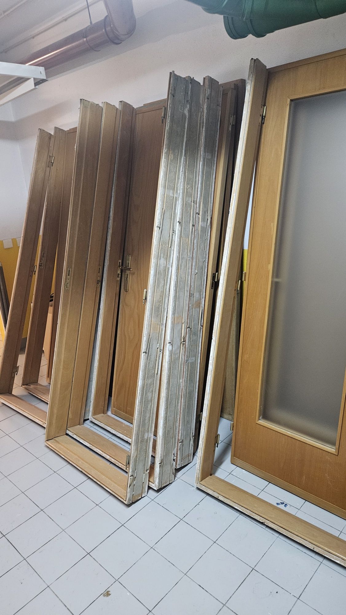 Portas interior em bom estado
