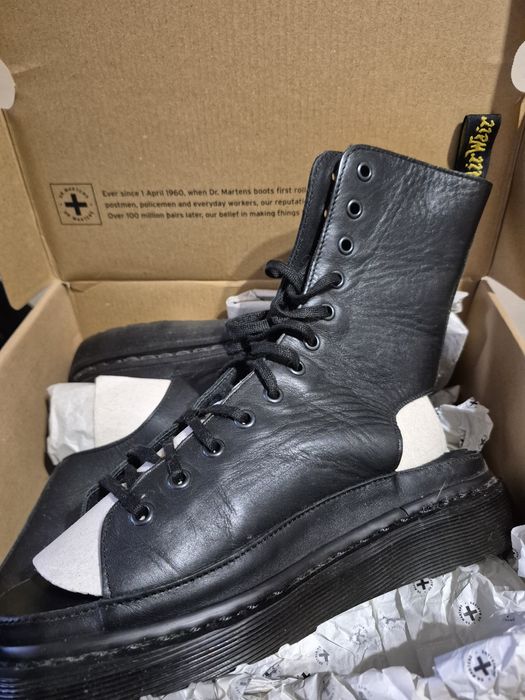 Шкіряні високі сандалі Dr.Martens