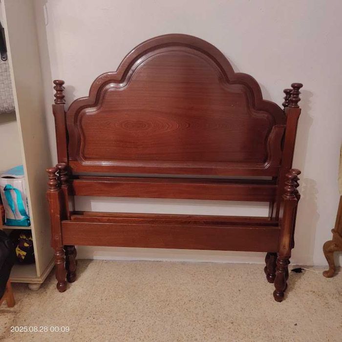 Cama espetacular estado impecavel