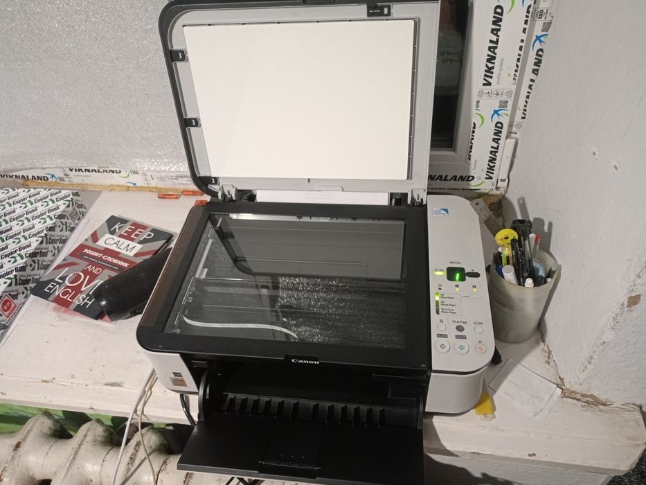 Принтер,сканер,ксерокс 3 в 1