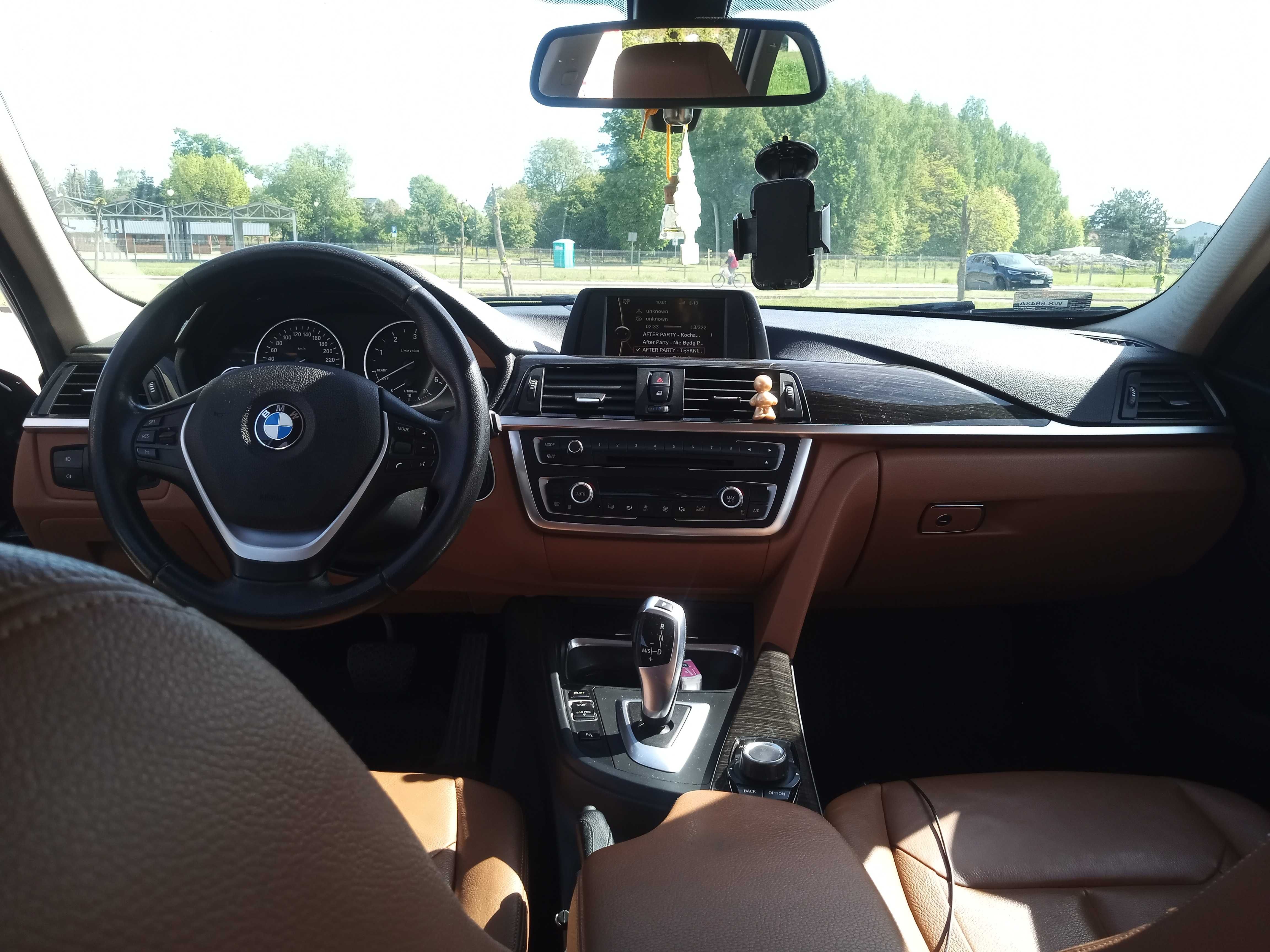 BMW seria 3 F31 2,0d wersja LUXURY Polski Salon