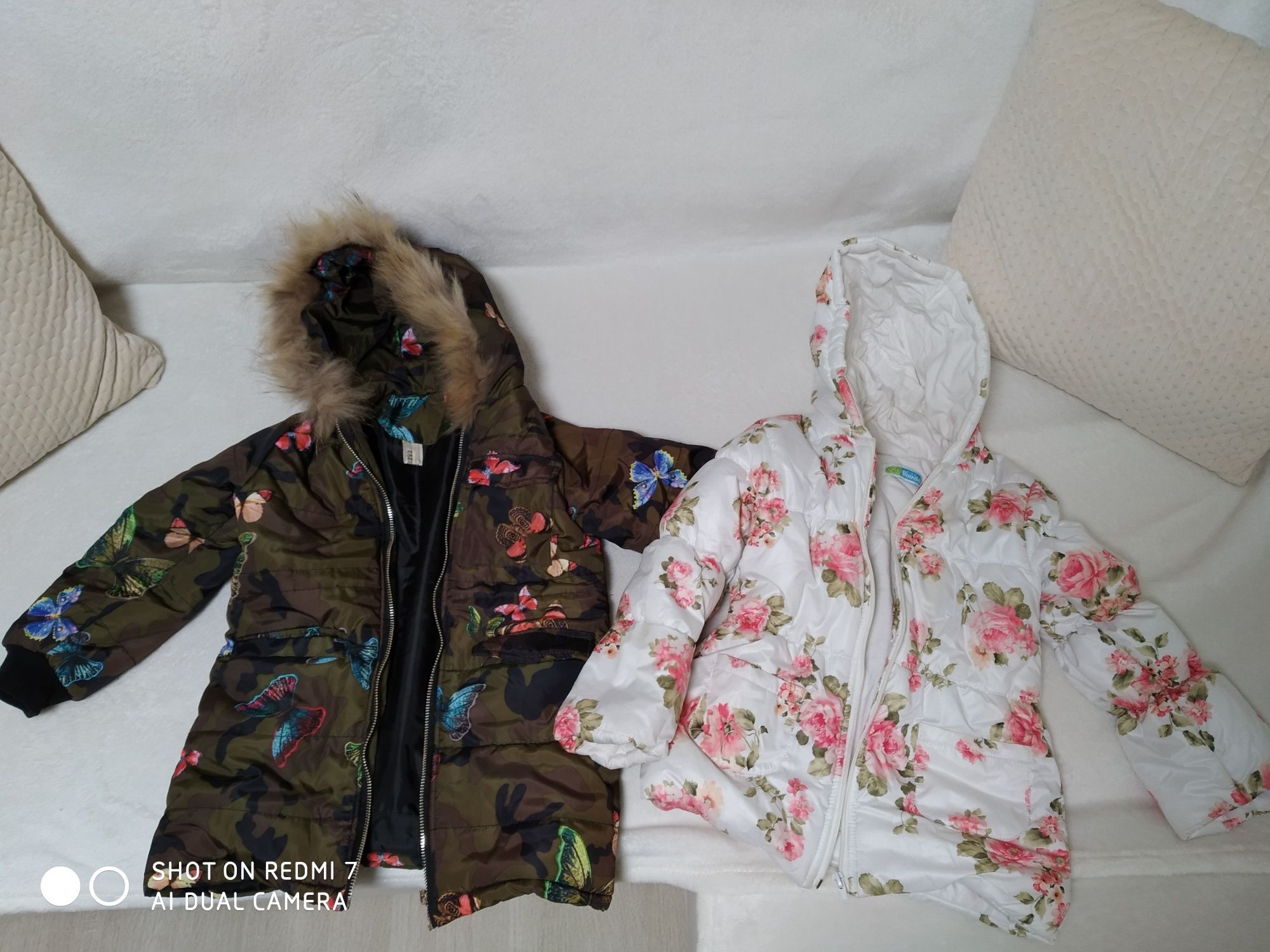 Детские демисезонные курточки на девочку 3-4 лет