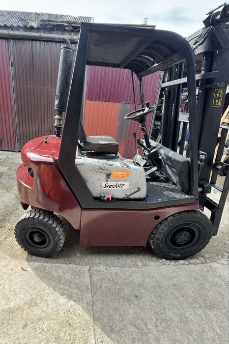 Погрузчик навантажувач вилочний кара Balcancar seredetz 1.6 T