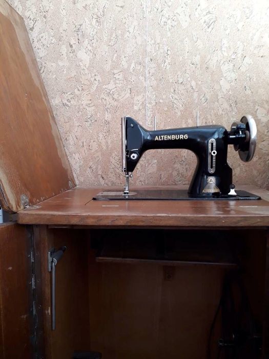Швейна машинка 55го года прошлого века