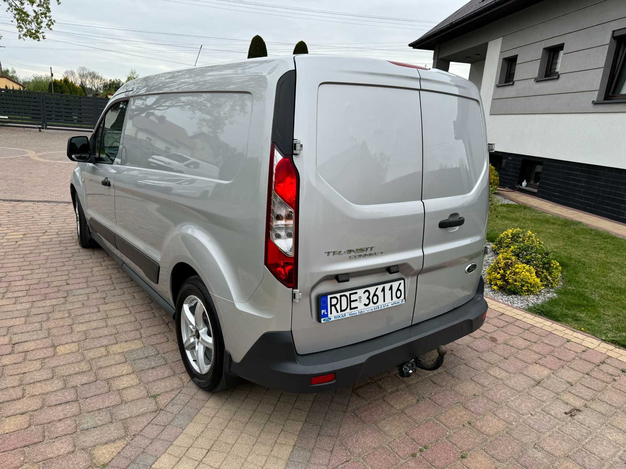 Ford Transit Connect Salon PL long